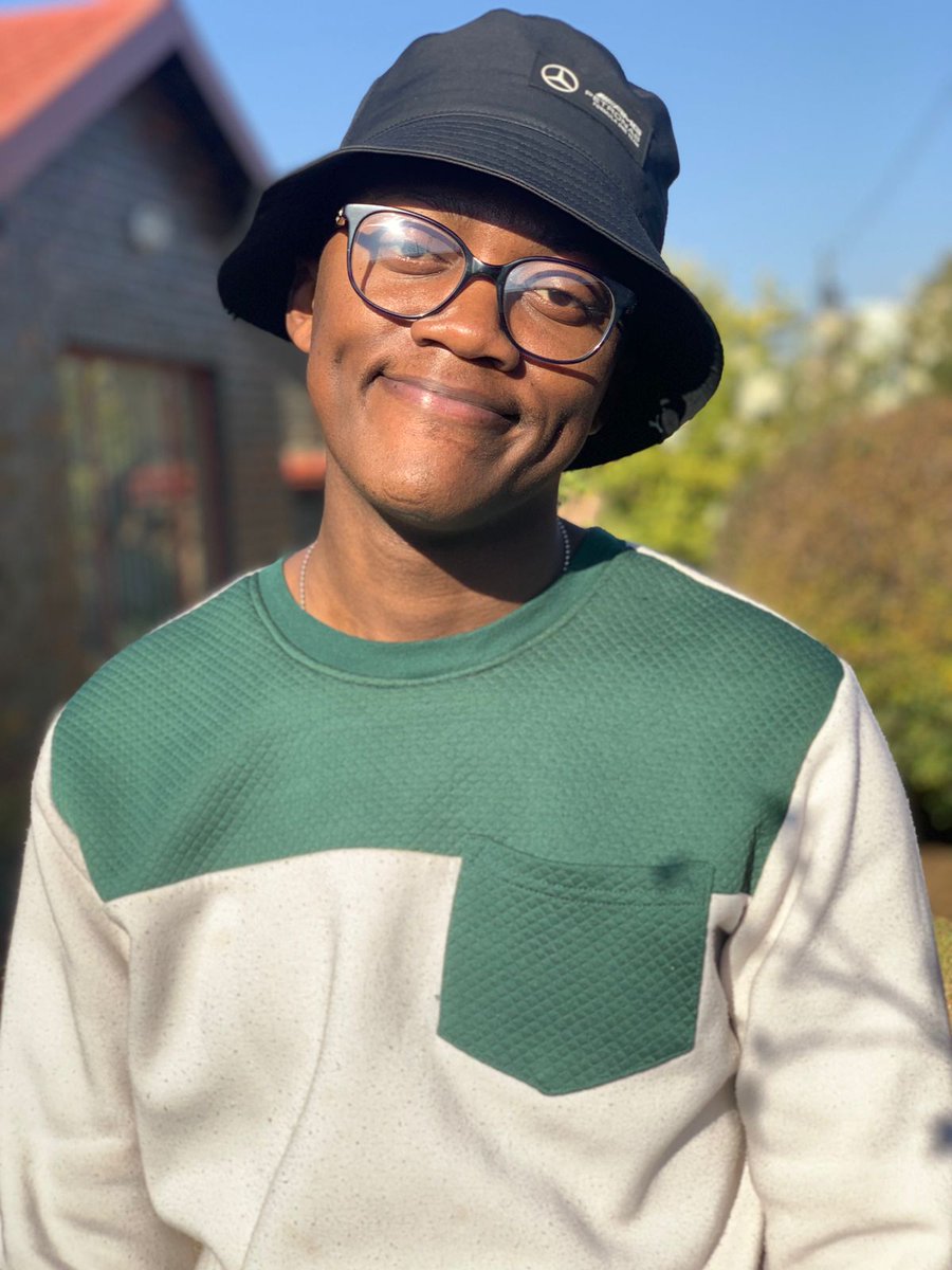 Tshepo_botile's tweet photo. Dzaddy Gee. https://t.co/5gOWwH7eMI