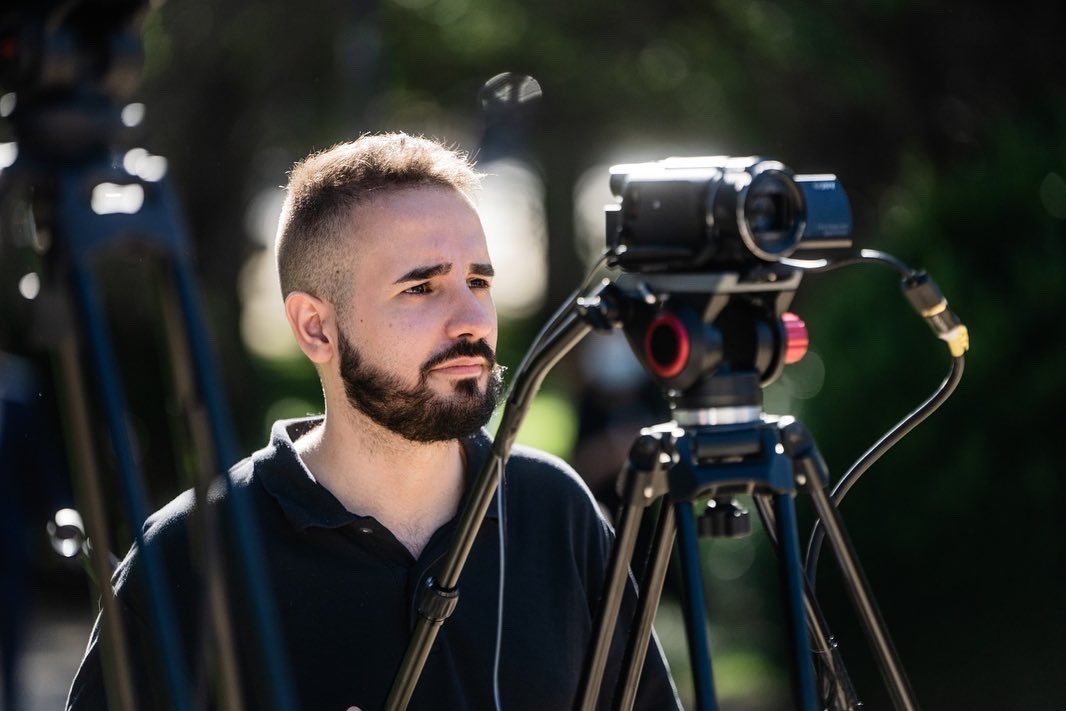 FurorProd's tweet photo. Llegan a su fin los eventos de streaming multicámara realizados por @furorprod a la @EmbajadaBolEsp con motivo de la conmemoración de la independencia del país. 

Con @XaviMatas de jefe técnico y @GregoriMarugan de operador y productor. 

📸Fotografías de @Imanol_RR. https://t.co/4FbjosZOgb