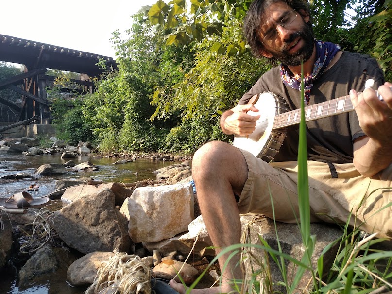EarthavenE's tweet photo. “Fragmentation is the single biggest barrier to the type of transformative ecological healing and other kinds of healing that we need locally and at the national and global scale." - Zev Friedman, fellow villager and instructor

Hear more on our podcast at https://t.co/uPvS44xDN1 https://t.co/95ARGuoXYL