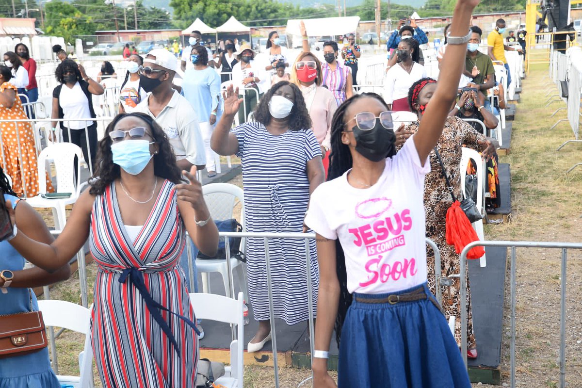 658fest's tweet photo. Somebody say concert!! 🎉🎉 If you’re not here sharing in this spirit filled experience check out our Instagram stories !

#658fest #GospelConcert #GospelMusic #Jamaica https://t.co/HmjcNRLJQy