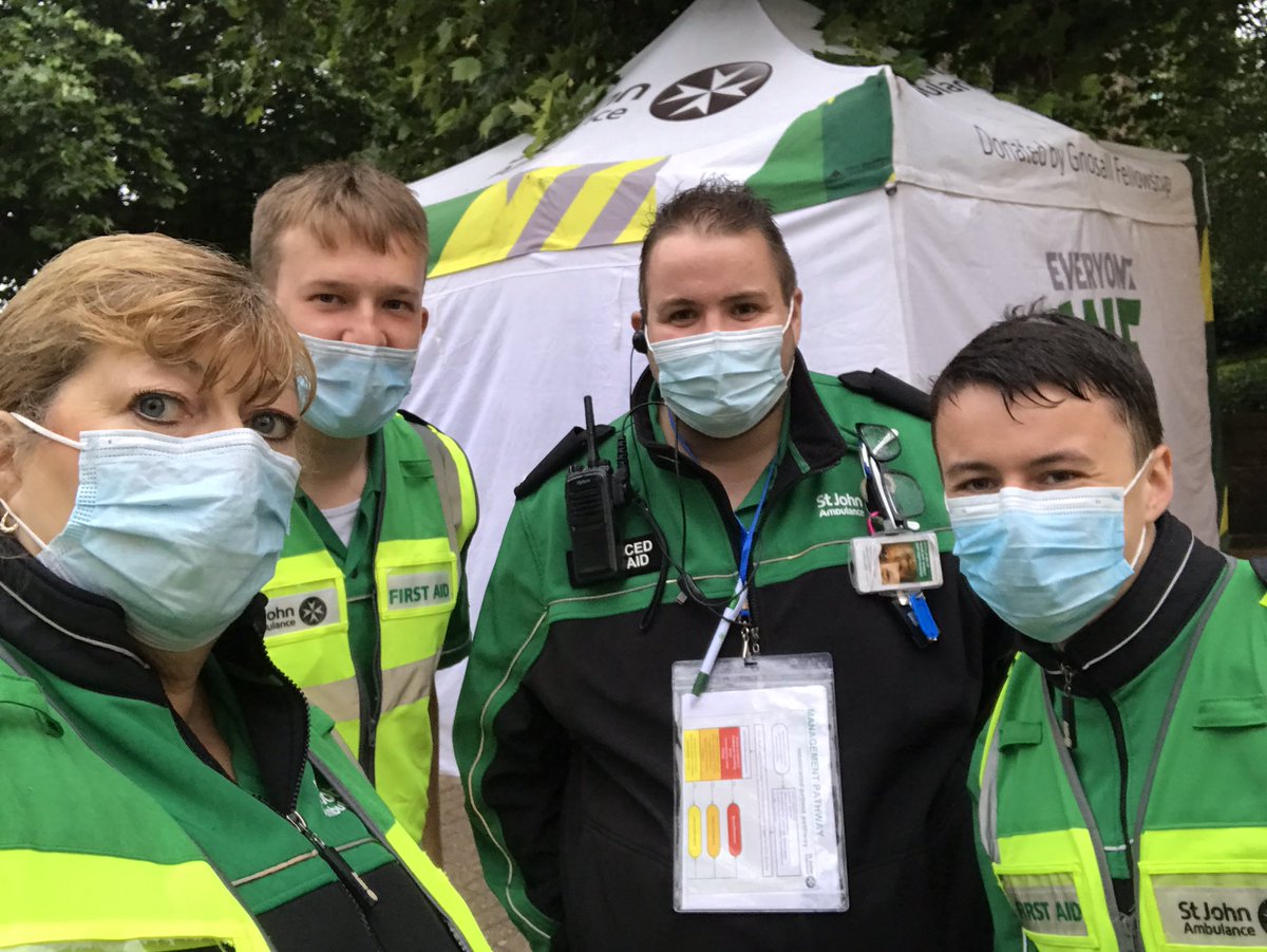 What a fabulous !!day,1st the Molineux and now having a great time at Wolverhampton live , I’m soaking wet but have loved every moment working with lots of fabulous people and getting down and treating patients Tonight they have really made a difference . Thank you . #proud DESO
