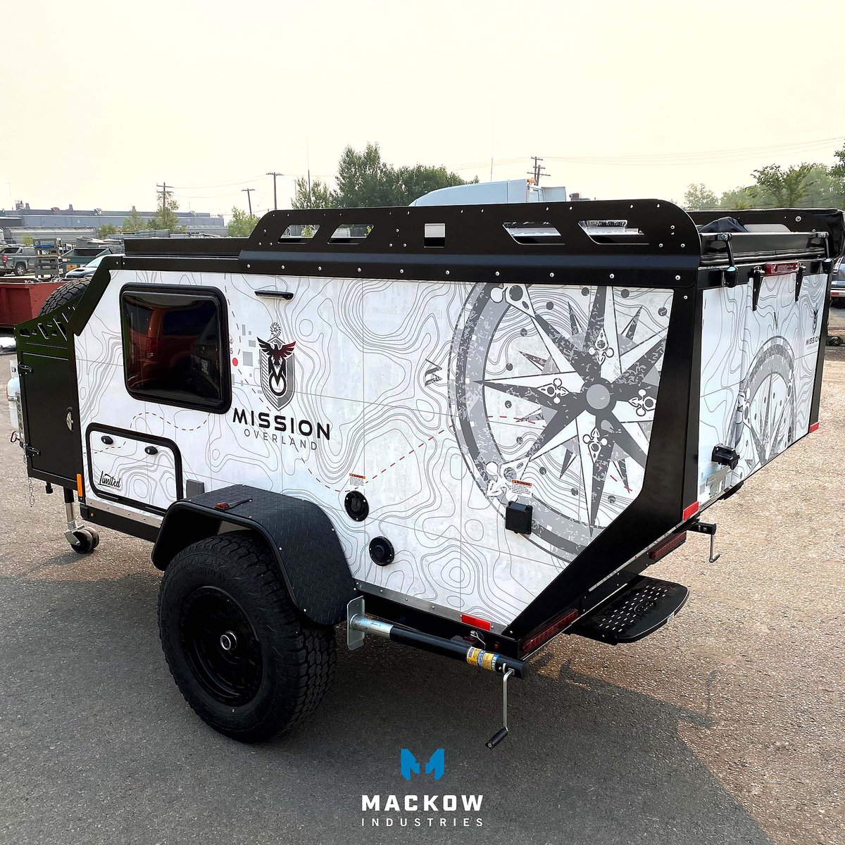 MackowInds's tweet image. Here's a closer look at one of the 4 campers that were sent out to Montana this week, such a clean wrap on this one!

#business #design #engineer #Team #campervan #camperlife #trailer #trailerlife #camping #offroad #offroading #overlanding #adventuretravel  #outdoors #adventure