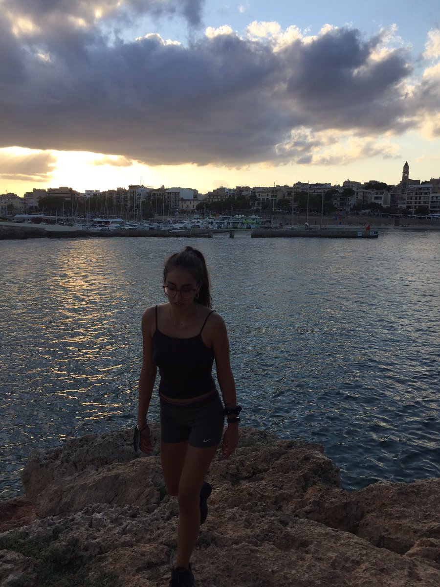 claaaraaa31's tweet photo. 🌤☀️ https://t.co/PRNtuZrtOW