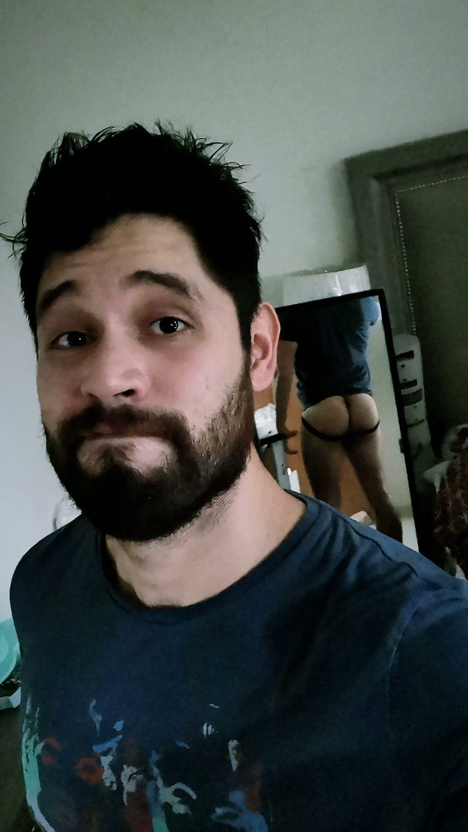 Me puse los calzones cómodos para el finde 😋