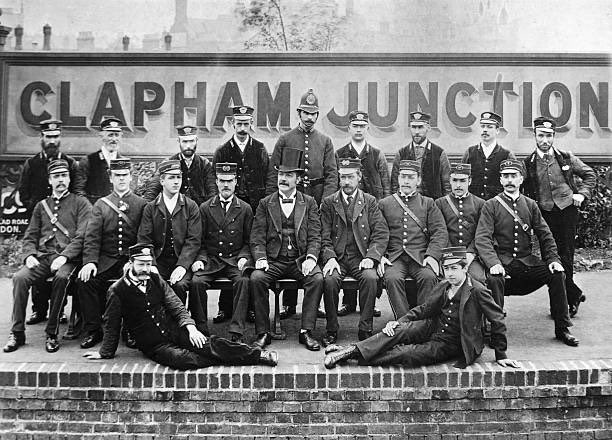 #metaldetecting #metaldetectingfinds #BritishHistory #railwayhistory #railwayuniformbutton