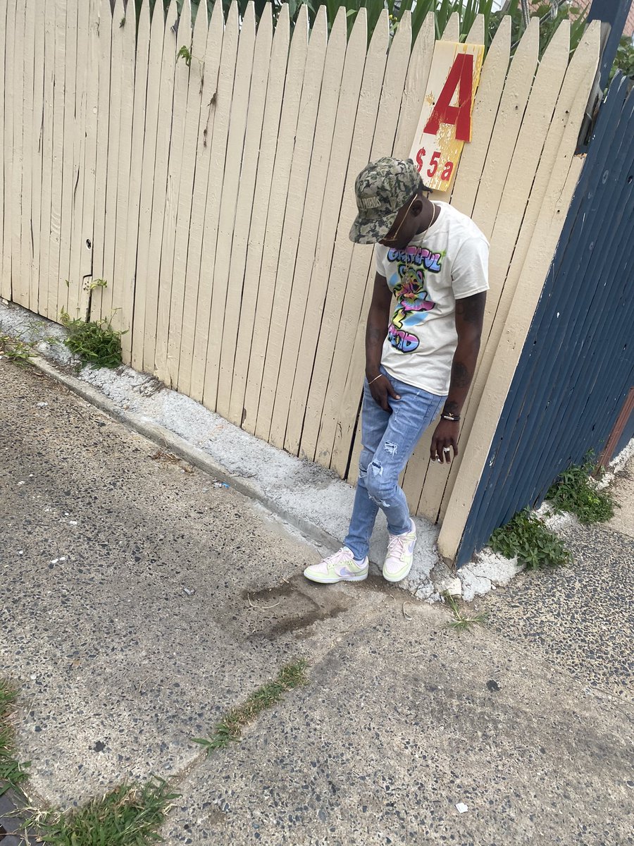 Emoney_NFC's tweet photo. I don’t never got to do to much 🤷🏾‍♂️💯 #NFCshxt✨✨✨ #4EvaCake💔 https://t.co/IUghZrBl82