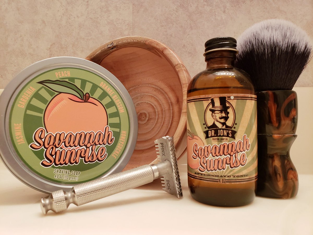 LettuceRemember's tweet photo. #SavannahSaturday #SOTD with "Savannah Sunrise" Shaving Soap & Aftershave by @DrJonsSoapCo ~ Bowl & brush by Colorado Razor Designs ~ Ascension Stainless Steel Razor by @Douglas_Smythe #WetShaving #ShaveOfTheDay #ArtisanSoap #ThreePassDaily https://t.co/MbKavgsNKa