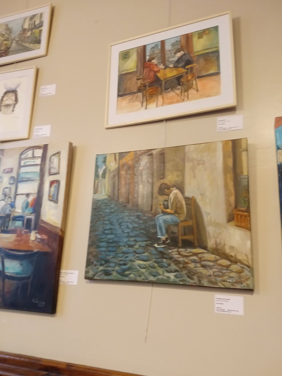 almazan_silvia's tweet photo. Compartimos con @ElisaSemino su 1er. muestra de pinturas en el bar notable La Poesía en San Telmo. Con @MariaReigada1 @p_romerod @RosMerlos @gladysbravo431 @Julferdez https://t.co/P6DonEd6yk