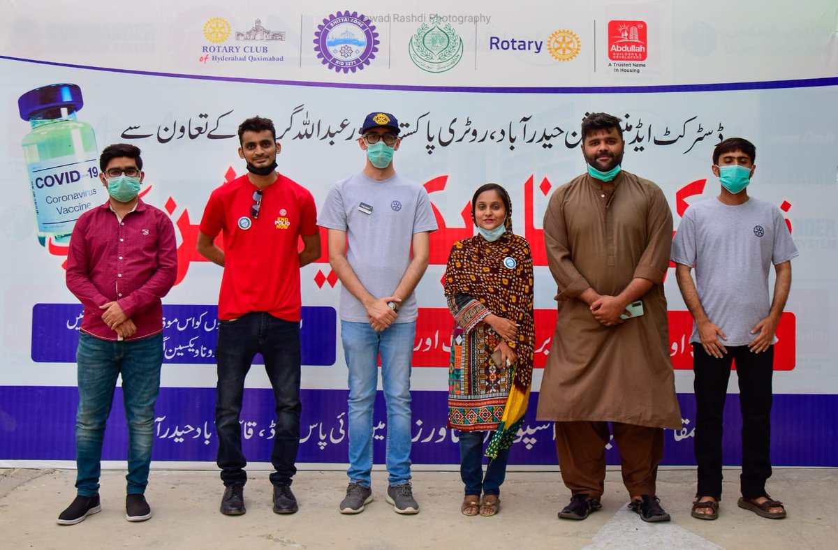 racdeserthawks's tweet image. RAC Desert Hawks Hyderabad (BHITTAI ZONE RID-3271) in collaboration with District Administration, Rotary Club of Qasimabad Hyderabad and Abdullah Builders &amp;amp; Developers organized two day free Covid Vaccination Camp at Abdullah Sports Tower on 5th &amp;amp; 6th of August 2021.@RotaractPak