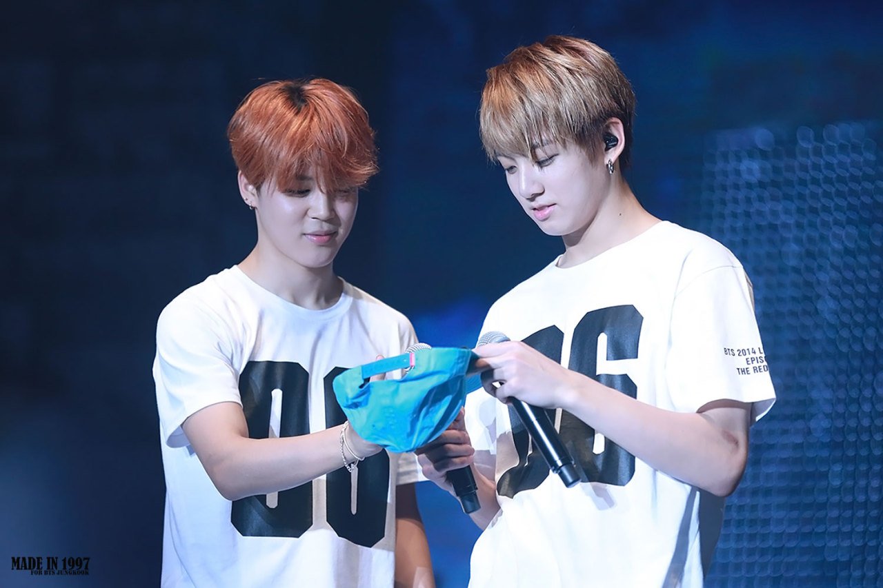 BTS 2014 BTS LIVE TRILOGY ジョングク BTS LIVE TRILOGY THE RED BULLET JUNGKOOK Stream 2014 BTS