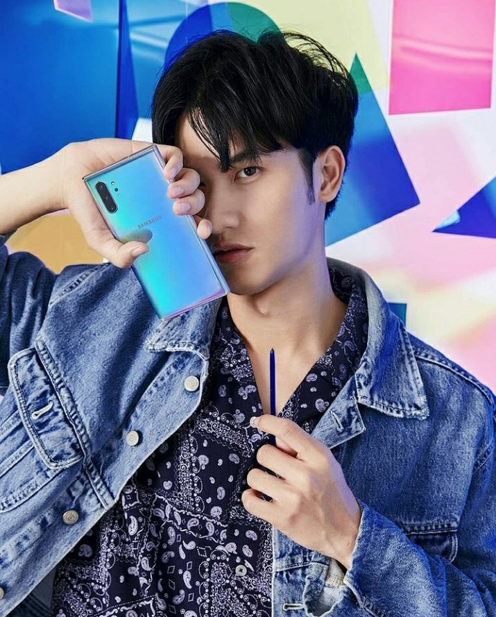 tawan_memories's tweet photo. 2 years ago

หลงรักแล้ว ทำไงดี  Samsung Galaxy Note10 สีใหม่ Aura Grow ดีไซน์สวยบาง พร้อมปากกา S Pen 
ให้ชีวิตเวิร์คไปอีกขั้น รีบจองเป็นเจ้าของก่อนใคร วันนี้ – 23 สิงหาคม  พร้อมรับข้อเสนอสุดพิเศษ 
#GalaxyNote10TH  #TeamGalaxy

#Tawan_V https://t.co/uZuWKkWY8L
