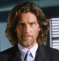 Happy birthday to John Glover, who portrayed ruthless CEO and horrible father Lionel Luthor on Smallville. 