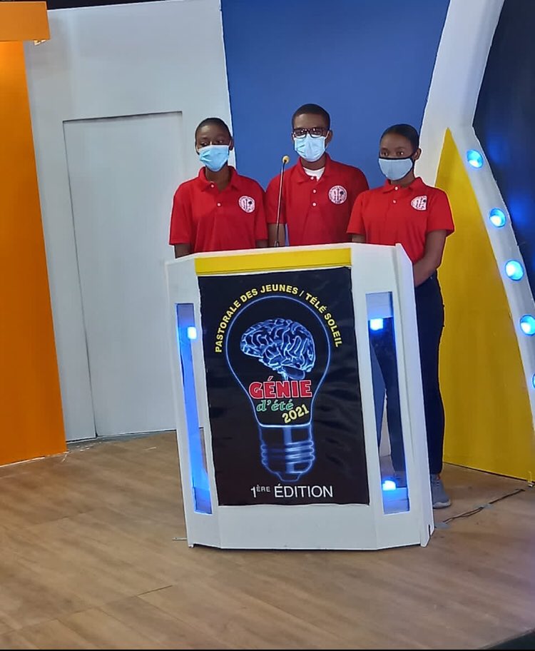 Vlad_String's tweet image. Merci à tous ceux et celles qui nous suivent sur la chaîne 25 : où l’on donne place à jeunesse haïtienne. Merci à vous