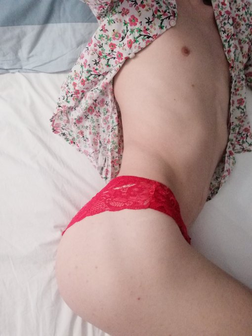1 pic. Mornin sweetie ? https://t.co/3ZX5vQmixA