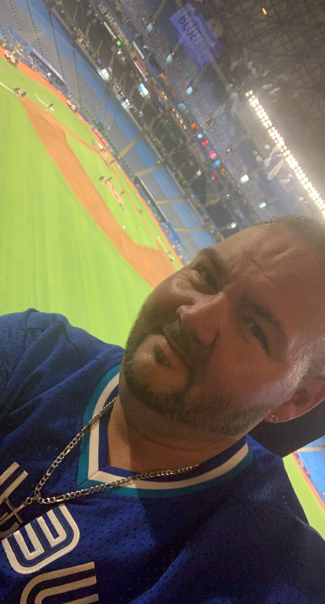 DAMMITT88's tweet photo. Had a great day at the ballpark @BlueJays https://t.co/ibMGgQmE7Q