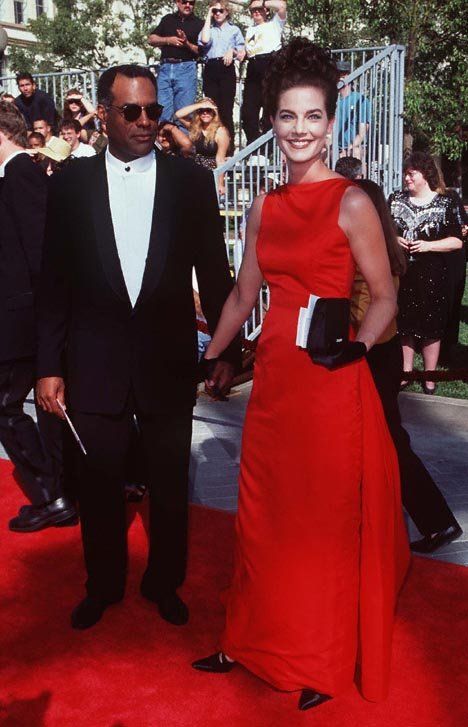 erewh0n's tweet photo. Terry Farrell and Michael Dorn https://t.co/RtEHKEvKTK