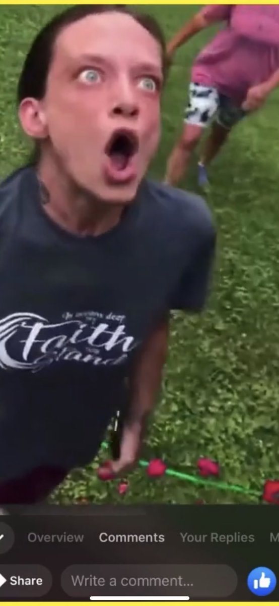 #WhosBlackatUARK

😮‍💨Name: Cfenn
😮‍💨Age: 22 | Senior
😮‍💨Hometown: LR
😮‍💨Major: Mechanical Engineering 
😮‍💨Fun Fact: I’m the NSBE Nice President