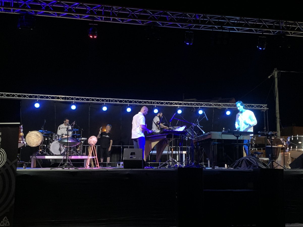 Jose_CostasC's tweet photo. 🥁"Percusión para los sentidos”
👏 Gracias a la programación cultural de #ICARM por apostar por la #CulturaSegura.
👉Ayer pudimos disfrutar de la actuación de nuestro paisano Sixto López y sus compañeros de PERKILUSIONIST. https://t.co/c2ORk29Z6j