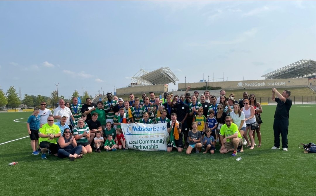 Lansdownebhoys's tweet photo. Celebrating the US Amateur title with the Bhoys. National champs
@EPSLsoccer 
@USASARegion1 https://t.co/X9ZRuGR4hz