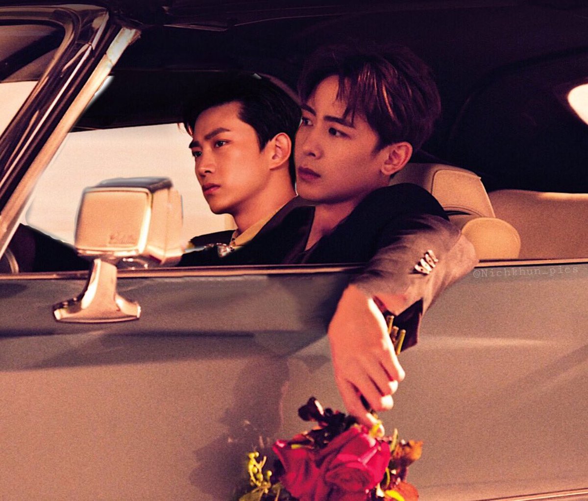 Nichkhun_pics's tweet photo. my bias and my bias wrecker on their way to my house to come and pick me up. 🥺
With Me Again | 2PM 09.29.21 JP
@Khunnie0624 @taeccool @follow_2PMJP #NICHKHUN #TAECYEON #2PM #2pmweek https://t.co/4qeaprX89E