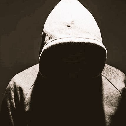 أنا أيضاً لا أصدق الوجوه ، أحياناً ...