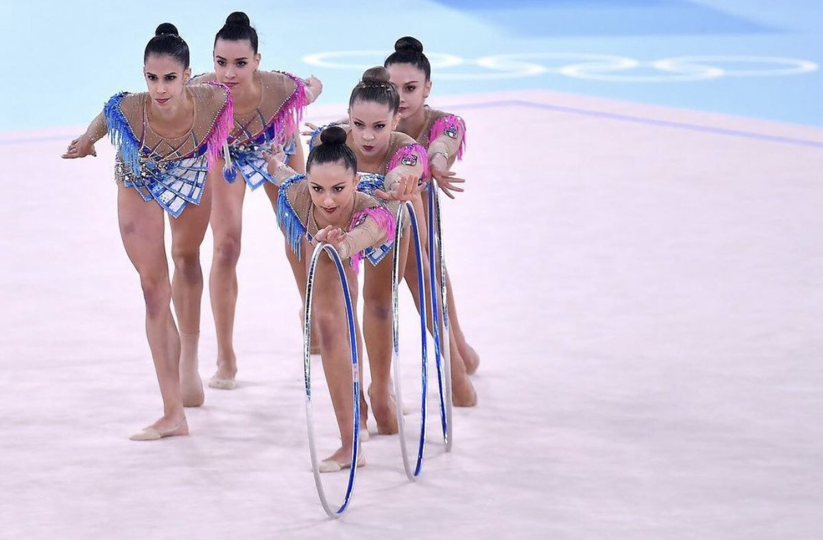 kudrytova's tweet photo. ITALIA LA TUA QUARANTESIMA MEDAGLIA È DELLE FARFALLE AZZURRE, LA NAZIONALE DI GINNASTICA RITMICA

RICORDATE I LORO NOMI
MAURELLI, CENTOFANTI, DURANTI, MOGUREAN, SANTANDREA

#RhythmicGymnastics #GiochiOlimpici #Tokyo2020 #ItaliaTeam https://t.co/OYj9wpsWUN