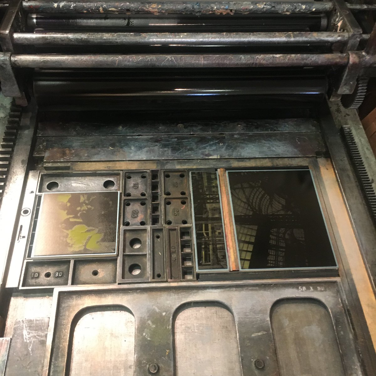 IndependentIPR's tweet photo. Second run on the @halfstring1 CD package being set up on press yesterday #halfstring #IPR #IPP #brucelicher #independentprojectpress #independentprojectrecords #CD #LP #darlarecords https://t.co/MJzmNdkYIu