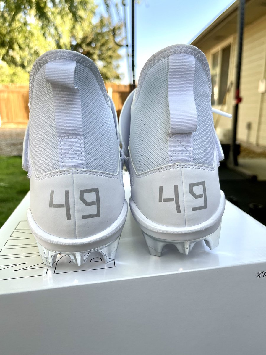 Check out my new cleats I will be rockin on game day.  Supporting my brother who is a Ranger.  The # 49 represents his roster number during RASP, 1st batt is his Ranger battalion in Savanna GA. And #rltw Rangers Lead The Way!