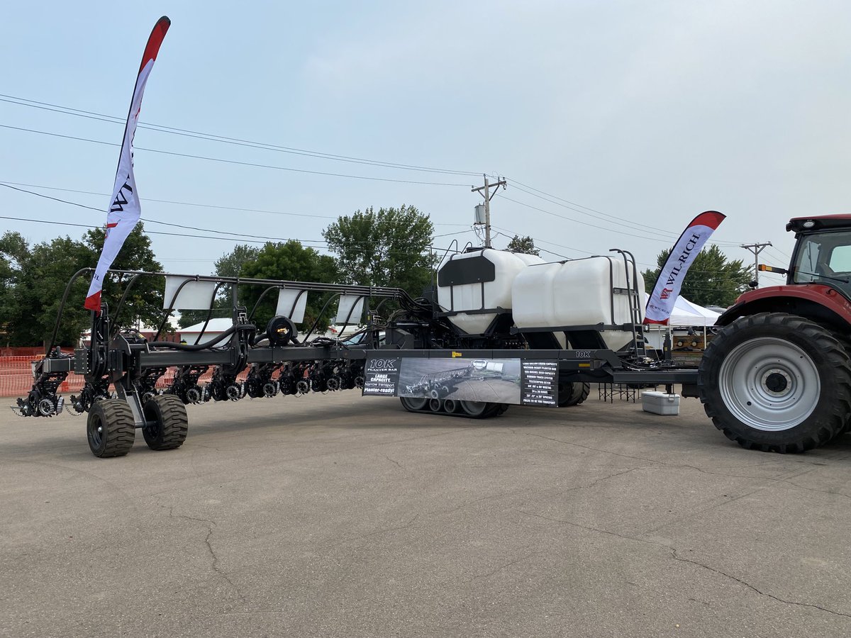 NathanJutila's tweet photo. The crew at ⁦@agtegra⁩ ⁦@InnovationNow1⁩ sure put on a fantastic customer appreciation event! Thanks for letting me be a part of this and a special thanks to Lance and Joe getting the 10k to the show. ⁦@WilRichLLC⁩ ⁦@PrecisionPlant⁩ https://t.co/KQjpDMfV3g