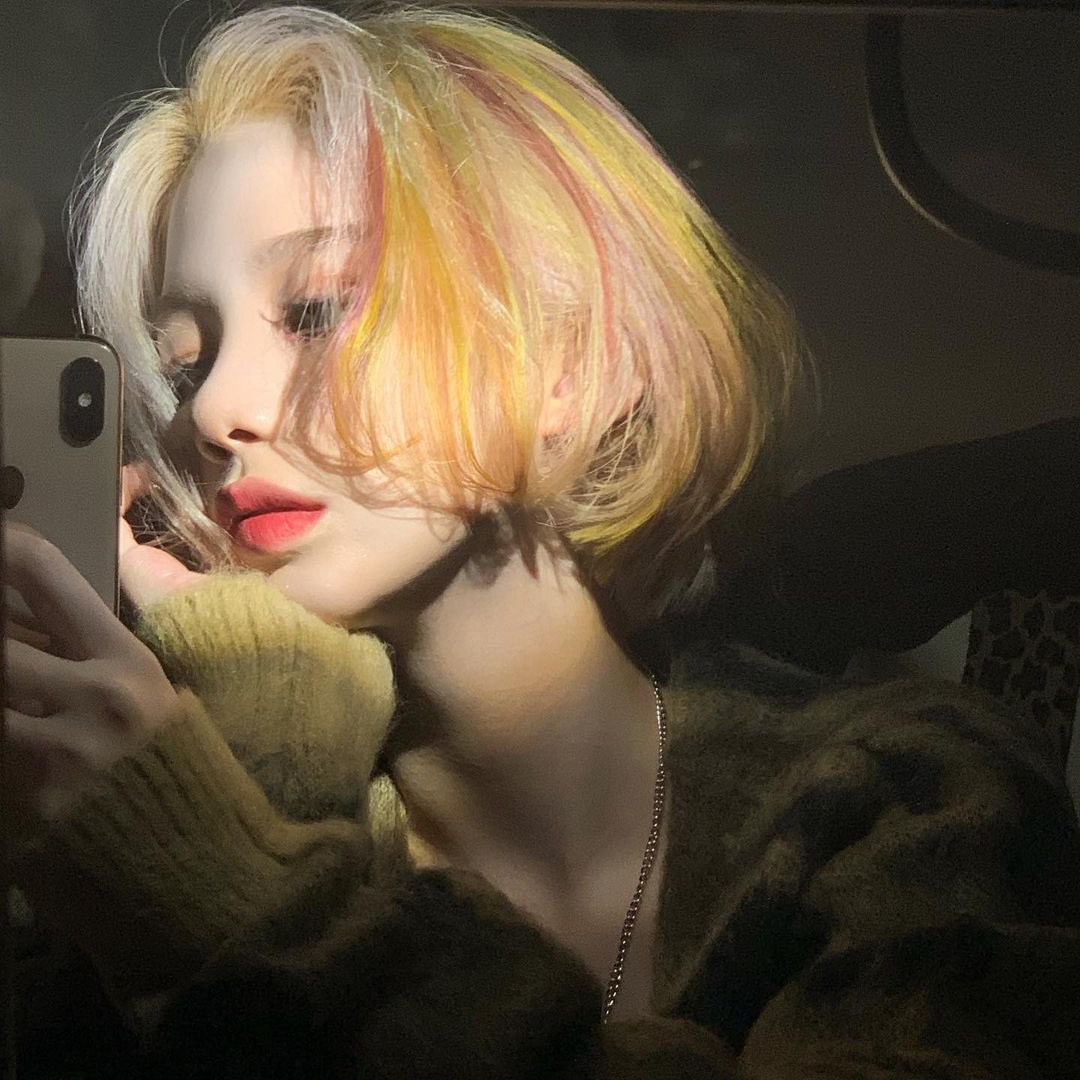 ⠀ 

                   𖧧 ˖ ࣪✦ call me your dolly
                             And use me like a
                             Toy.
⠀