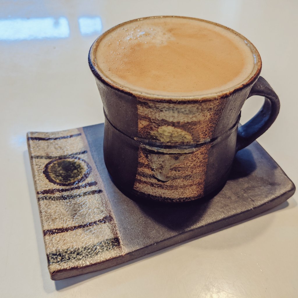 kyon21980's tweet photo. 仕事終わりにおうちCafe☕
お供はもちろんC&amp;K✨🎶
smashのダイヤモンドをヘッドホンつけながら聴いてたら自然と涙が🤣🤣
昼間から至福の時をありがとう💖☺️
#candk #ダイヤモンド　#smash #CKANNX　#ひとり時間 https://t.co/e61IFXgsAF