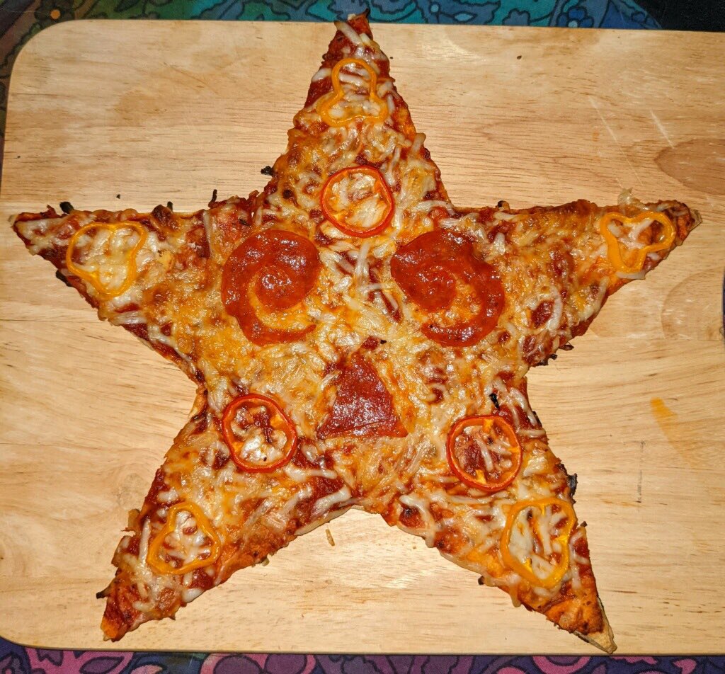 “I need the best Mystic Pizza you’ve ever made!” You rock, Annabeth! <a href="/annabethgish/">Annabeth Gish</a> #Gish #annabethgish