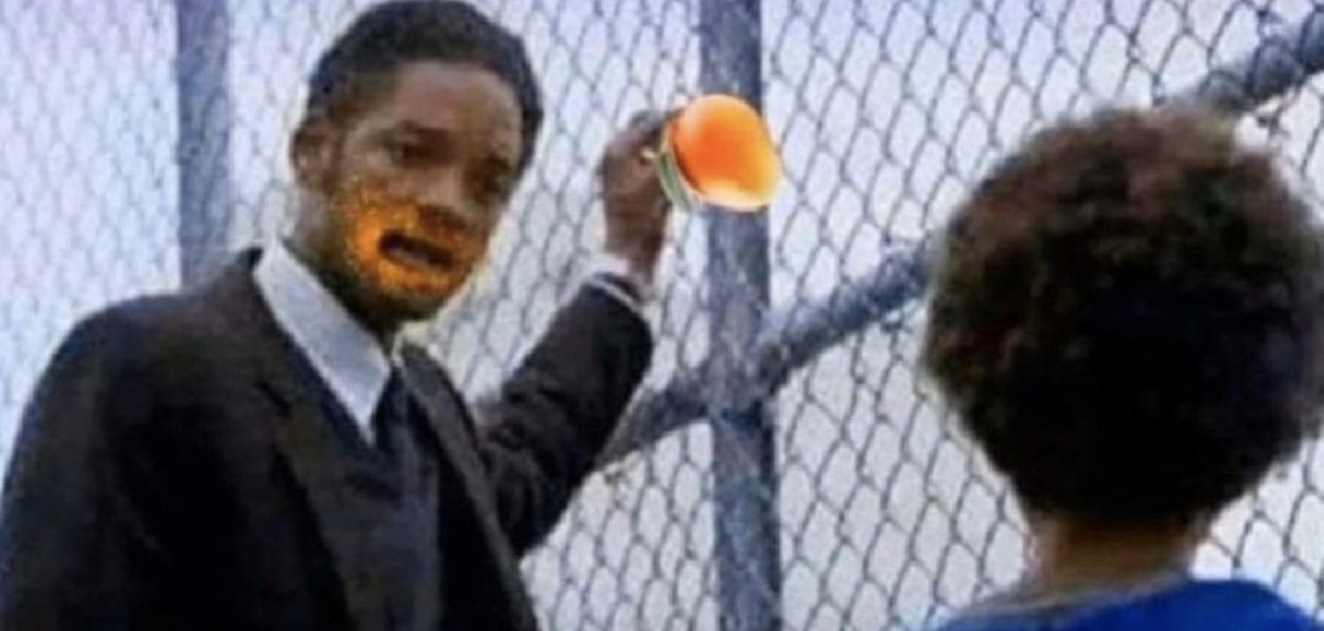 NewLikesMx's tweet photo. Jamás permitas que te digan como comer un mango. https://t.co/58pbqMN3Ej
