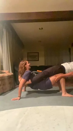 Cuando haces un esfuerzo mayor 😂🤣😂. . . #reto #challenge #risa s.kw.ai/p/Br3Dl3KE