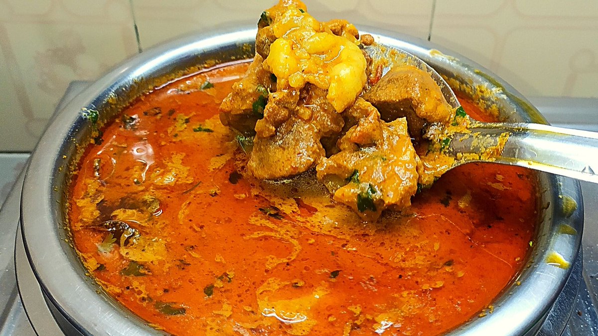 Shachisamayal's tweet photo. மட்டன் குழம்பு முறையா இப்படி செஞ்சு பாருங்க | Mutton Kulambu in Tamil | Mutton Kuzhambu in Tamil
Recipe-> https://t.co/qtRWtFAEZz
#MuttonKulambu #Muttoncurry #Muttongravy #5dishchallenge #foodie #cooking #firstpicchallenge https://t.co/tgvGbMYOf0