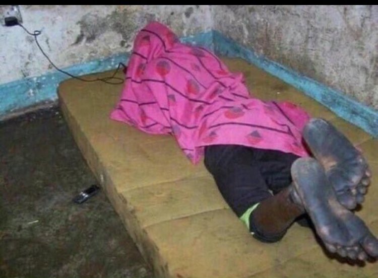 IconSpoiler's tweet image. Badooo hii tapia inaexist😂