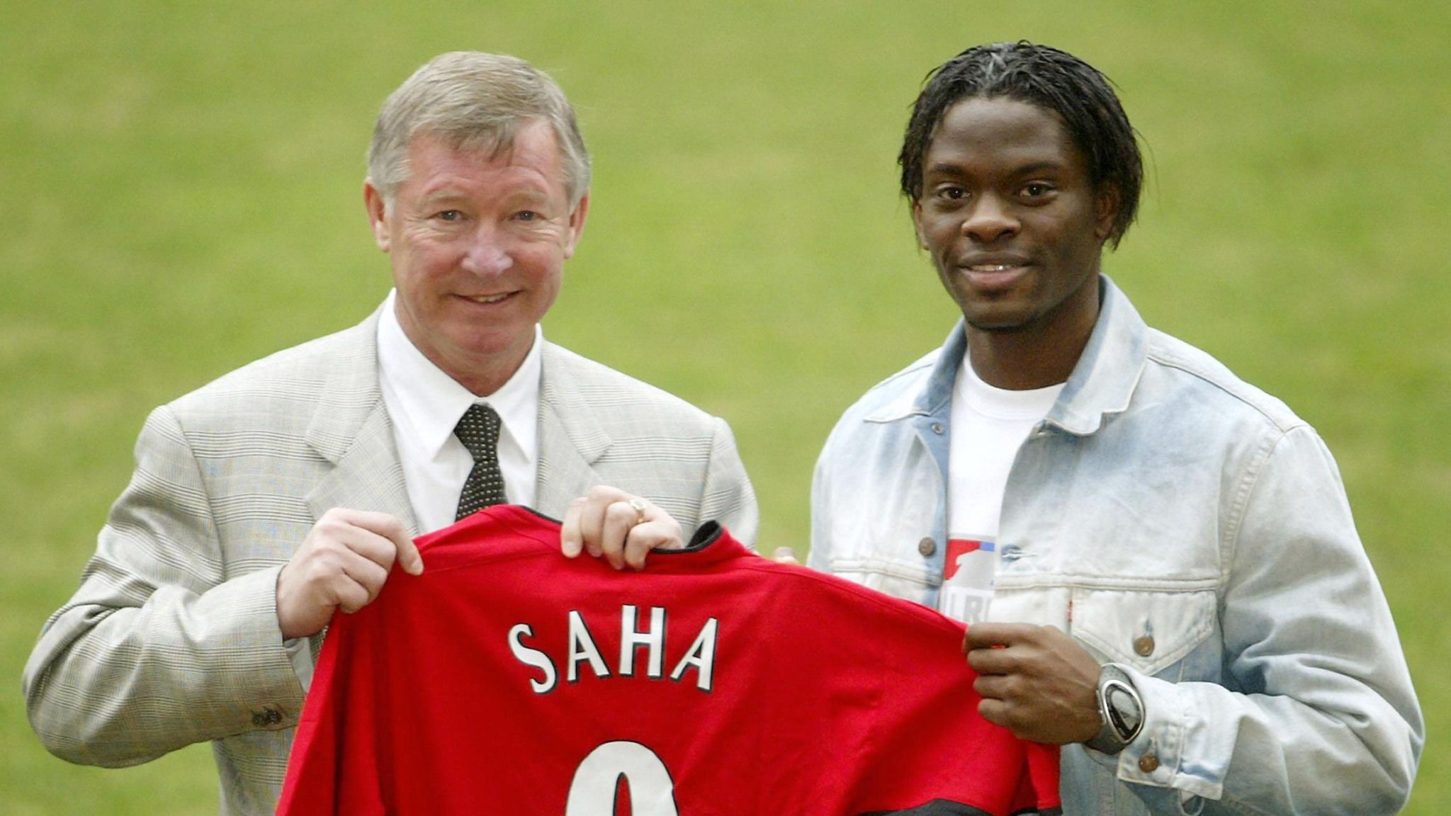 Happy 43rd Birthday, Louis Saha!  