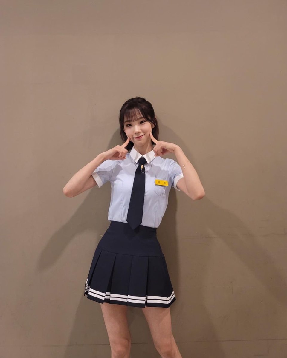 [0808 #yeoreumstagram] 

the day I had tteokbokki # 머선129

#wjsn #yeoreum #우주소녀 #여름