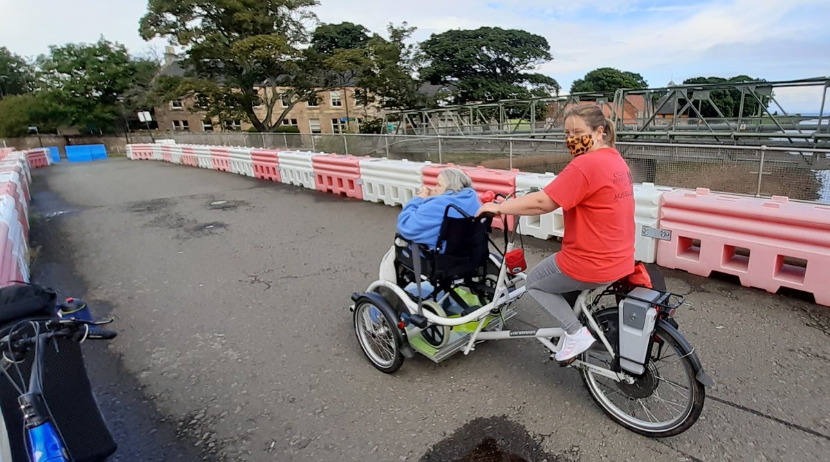 LaidBackBikes's tweet photo. Great to see cycling without age using the now opened electric bridge in Musselburgh. On way to Gifford - probably going to rain later! https://t.co/LBRAv5juKW
