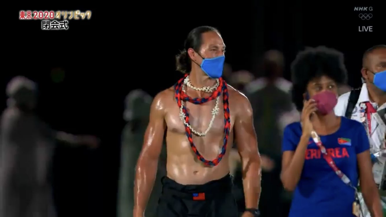 Mi2 サモアの選手 上半身裸の衣装で登場 オリンピック 東京 オリンピック閉会式 T Co Ua3dzvzi42 Twitter