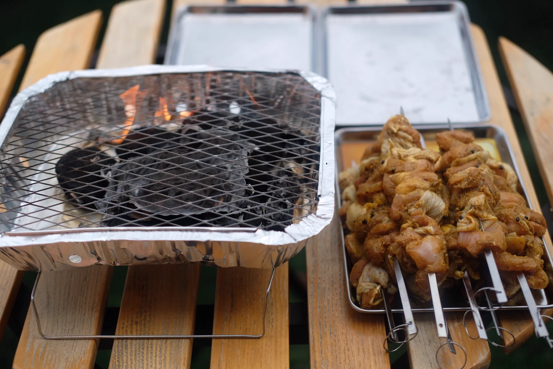 炭・着火剤・スタンド付きで330円！CanDoの簡易BBQセットが優秀すぎる！
