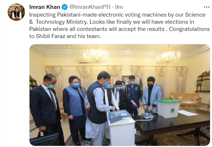 Waqtnewstv's tweet photo. #BreakingNews
وزیر اعطم عمران خان کا ٹویٹ
شبلی فراز اور ان کی ٹیم کو مبارکباد۔
@shiblifaraz @ImranKhanPTI #PMImranKhan #Tweet #EvotingMachine @MinistryofST https://t.co/KLCf92q4Xm