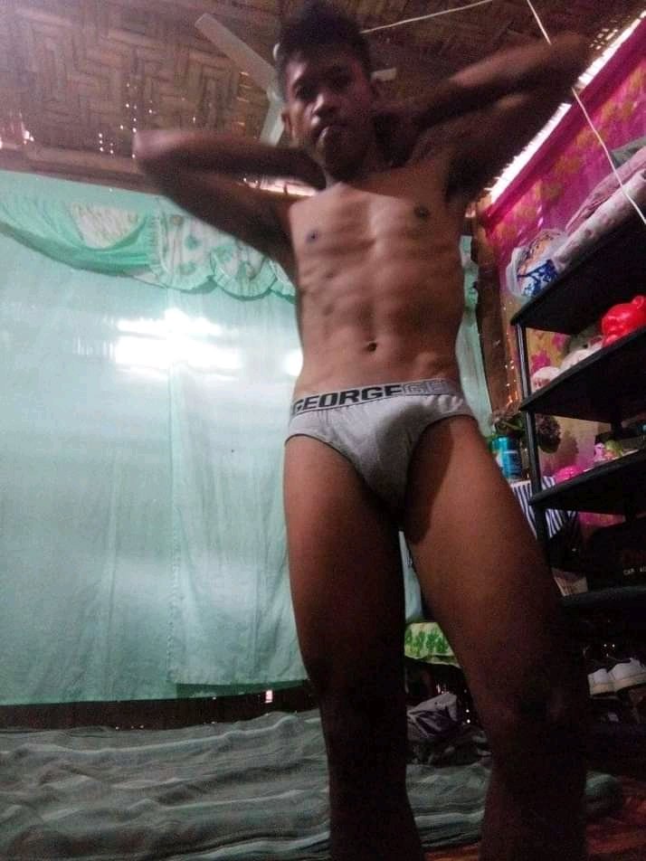 DaksBoy7's tweet photo. Kaya moba ipasok to https://t.co/oer6iblATG