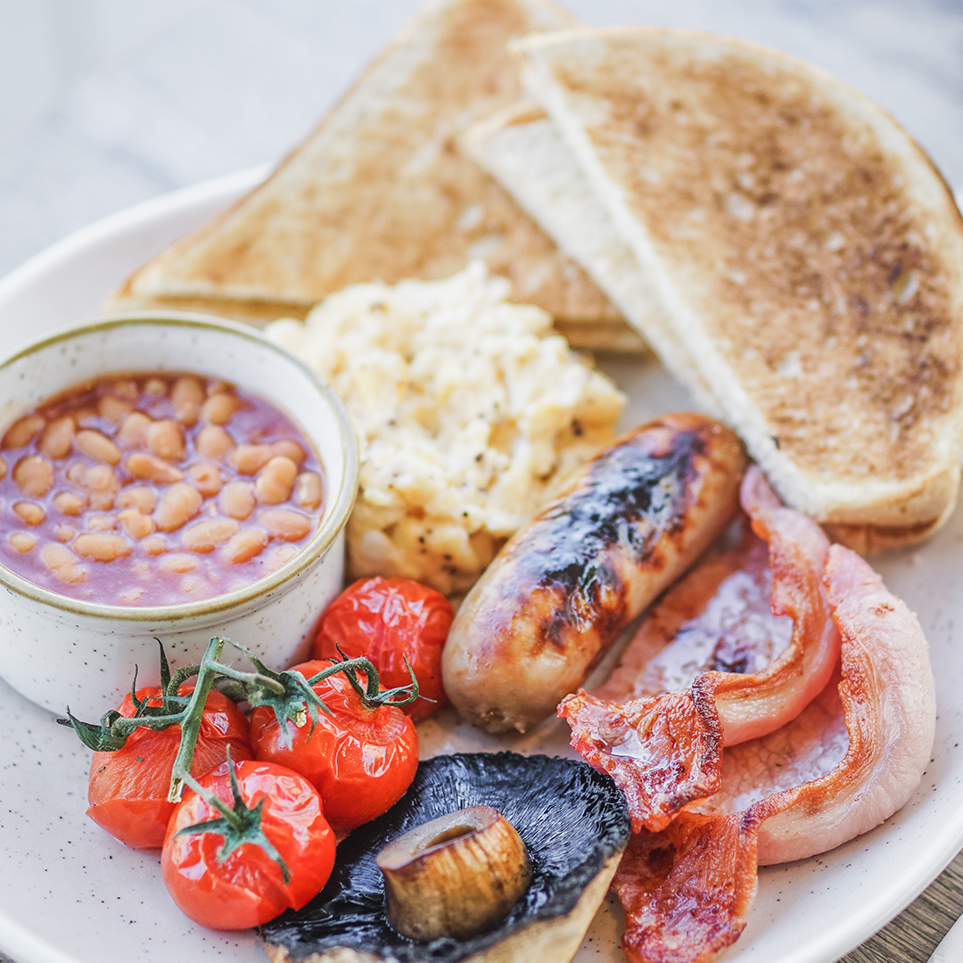 Question of the day is... What's the most important element of a full english breakfast? 🥓
Let us know below!