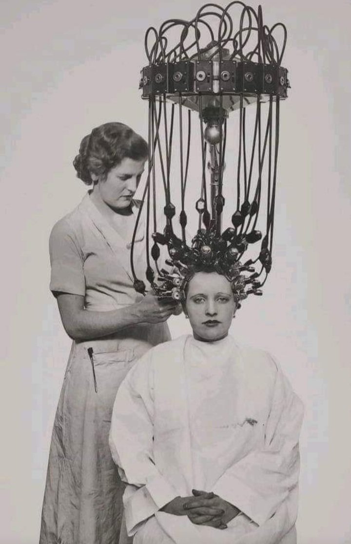 madebymadcows's tweet photo. Happy Sunday everyone, here at YBeudy we have started packing ready for our first festival of the year.we can't not wait this is how my head feels trying to remember everything https://t.co/6Uwdf7tCSu
