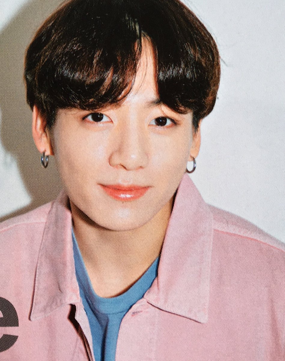 picsofkook's tweet image. 🌸