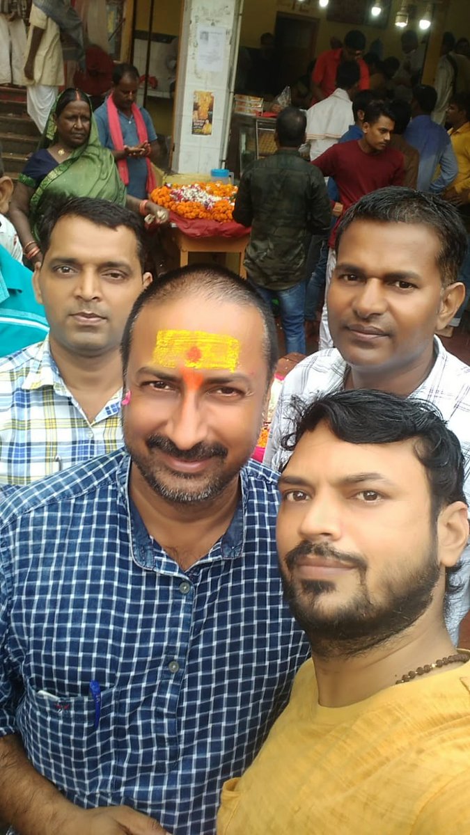 श्री राजू दास जी केआशीर्वाद सेश्री राम जन्मभूमिश्री राम जी के चरण, हनुमानगढ़ीश्री हनुमान जी के चरण मेंअरदास करने का सौभाग्य प्राप्त हुआ हैश्रीमती दीपिका निगमअध्यक्ष महानगर अयोध्या कर कमलों द्वारा मा.मुख्यमंत्री जी को मा.प्रधानमंत्री जी को राखी प्रेषित किया गया,<a href="/myogiadityanath/">Yogi Adityanath</a> ji