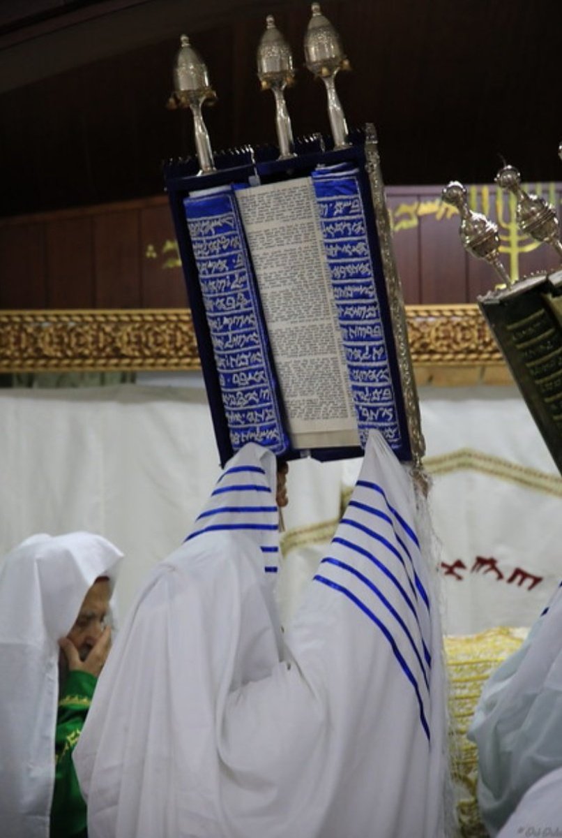 Ahmetsezzer's tweet image. Kendilerini gerçek Yahudiler olarak iddia eden Sâmiriler hakkında ki tez çalışması ( disk.yandex.com.tr/i/9qN1yJjEFP3E… )
#Sâmiriler #Sâmirilik #samiri #yahudi #samiriler #tevrat