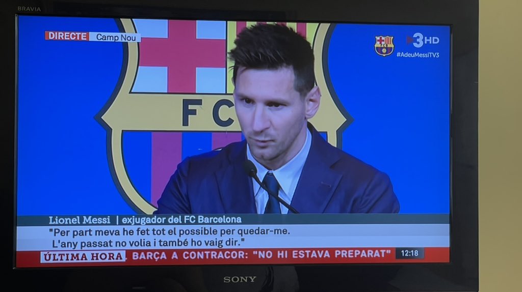 MonicaFericle's tweet photo. Gràcies per tots aquests anys #leonessi Contenta d'haver viscut tants partits al camp i d'haver pogut gaudir del millor del món aquests anys. Molta sort #eternmessi #MessiForever #gallinadepell https://t.co/ASfhdKalZO