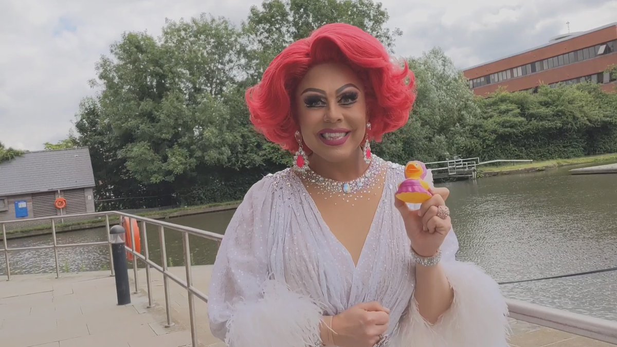 TheWaterside1's tweet image. Wishing our Fairy Duckmother the BEST of luck in the Bucks Radio Virtual Duck Race tomorrow from 12noon! 💦 

With La Voix as her personal trainer we have no doubt she'll float her way to graceful victory! 

#paddlepower 🦆 

@YourBucksRadio